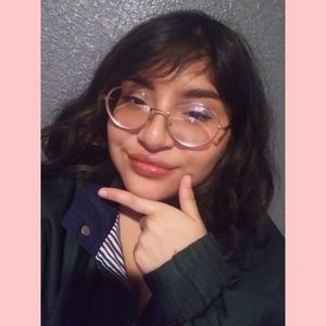 Meet your Posher, Leticia